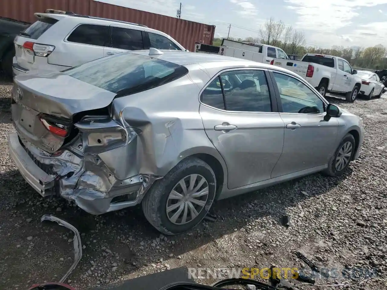 3 Photograph of a damaged car 4T1C31AK1PU616945 TOYOTA CAMRY 2023