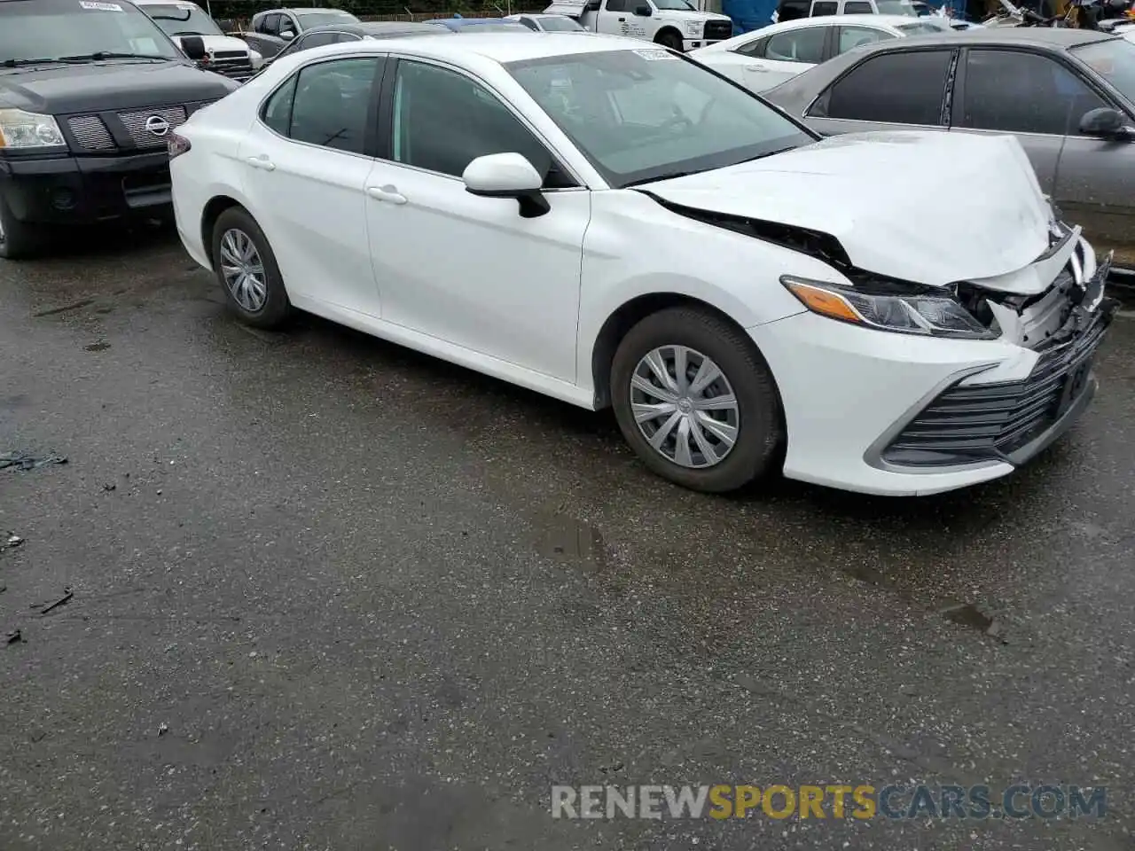 4 Photograph of a damaged car 4T1C31AK5PU600148 TOYOTA CAMRY 2023