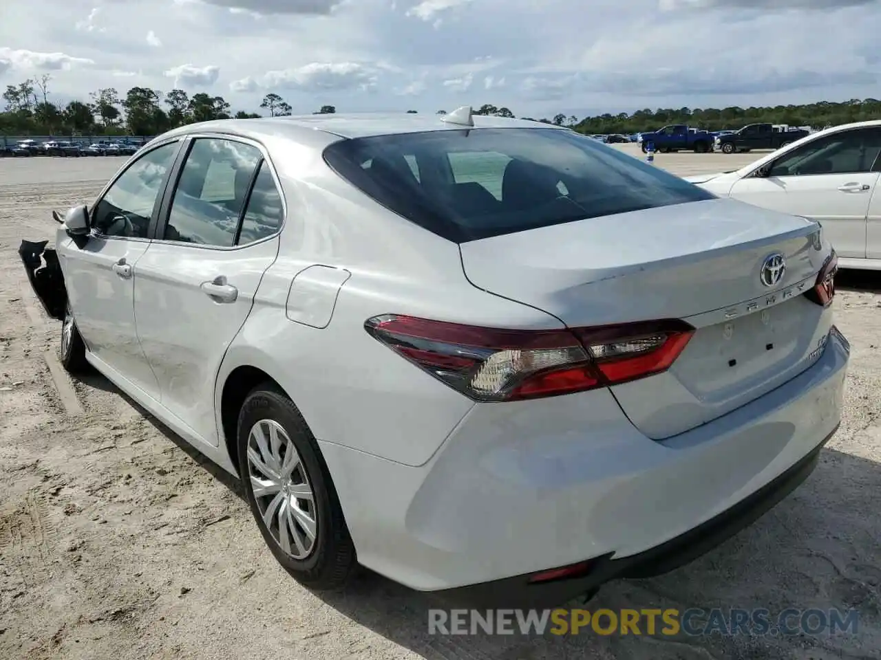 2 Photograph of a damaged car 4T1C31AK8PU046717 TOYOTA CAMRY 2023