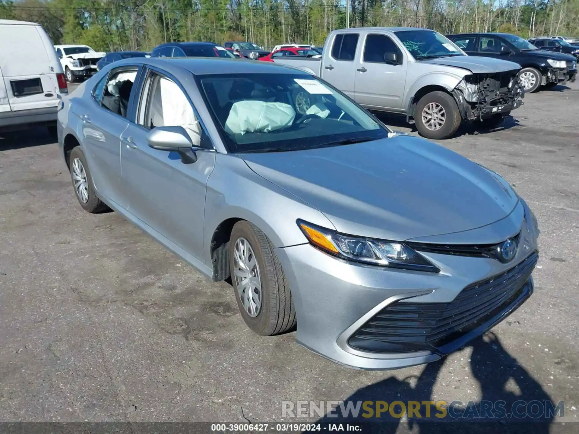 1 Photograph of a damaged car 4T1C31AKXPU049599 TOYOTA CAMRY 2023