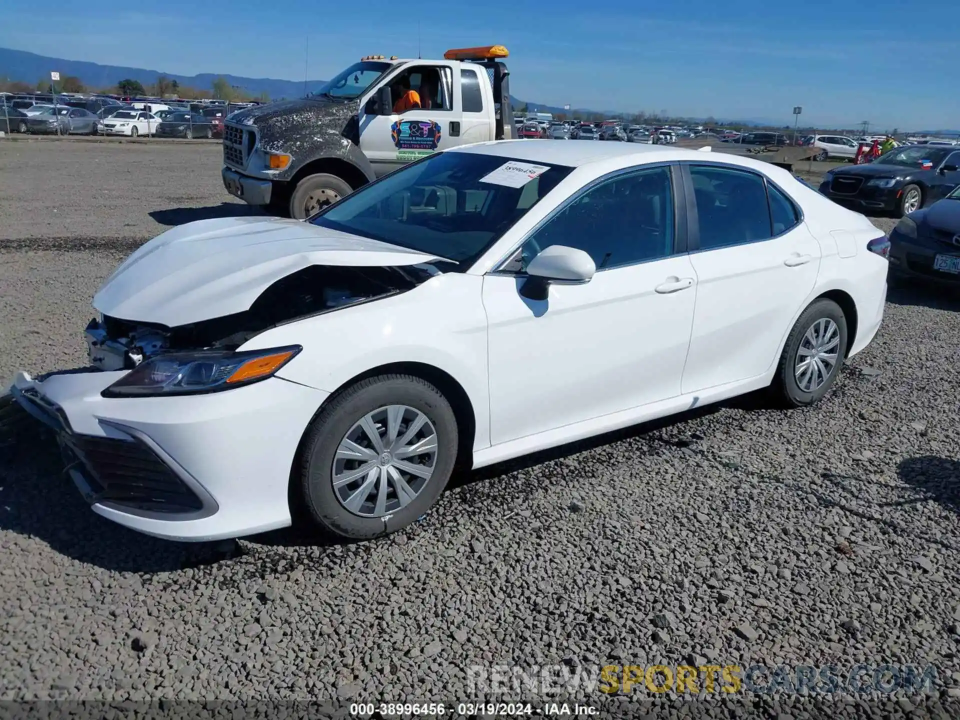 2 Photograph of a damaged car 4T1C31AKXPU609220 TOYOTA CAMRY 2023