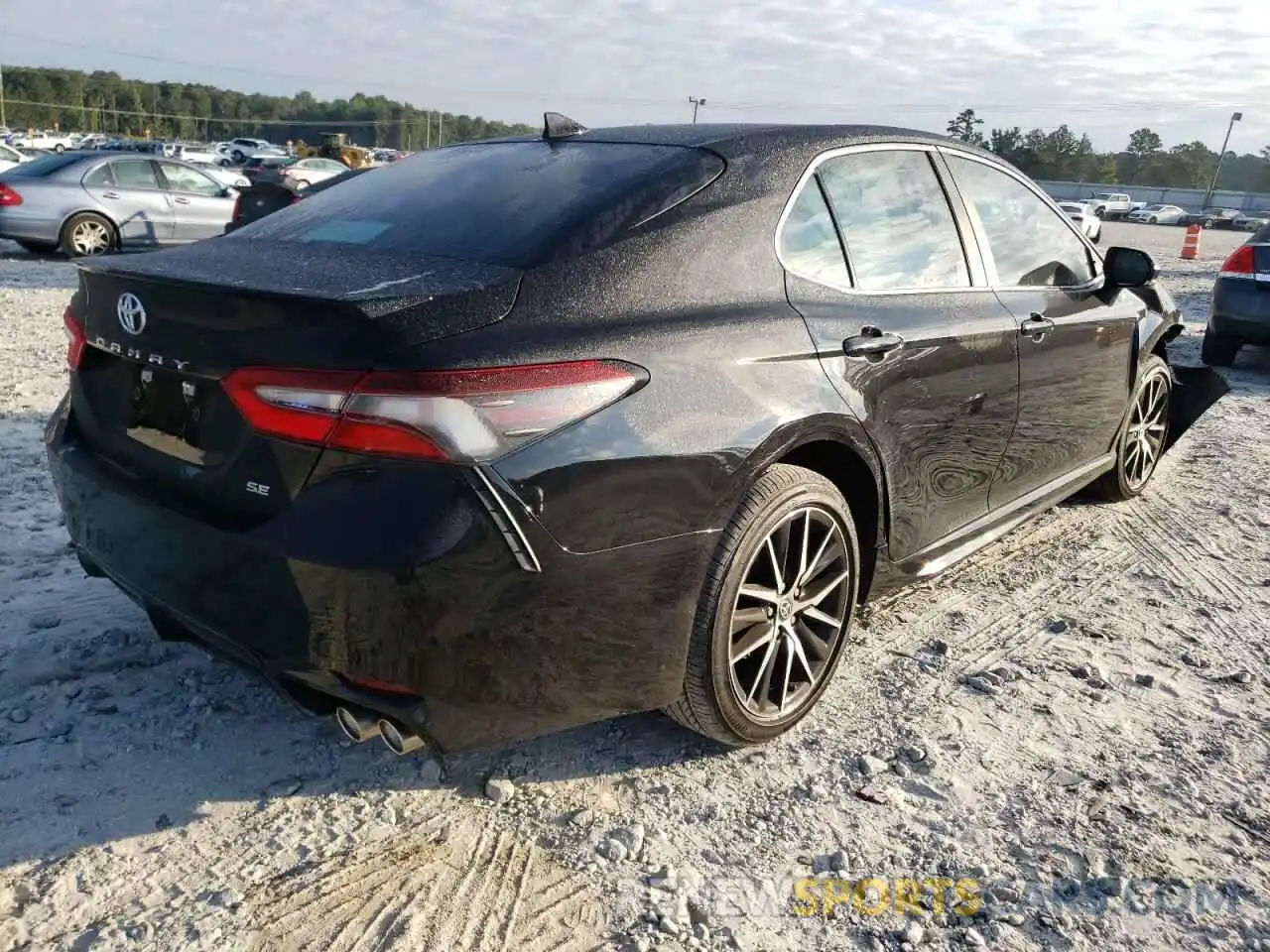 4 Photograph of a damaged car 4T1G11AK2PU720741 TOYOTA CAMRY 2023