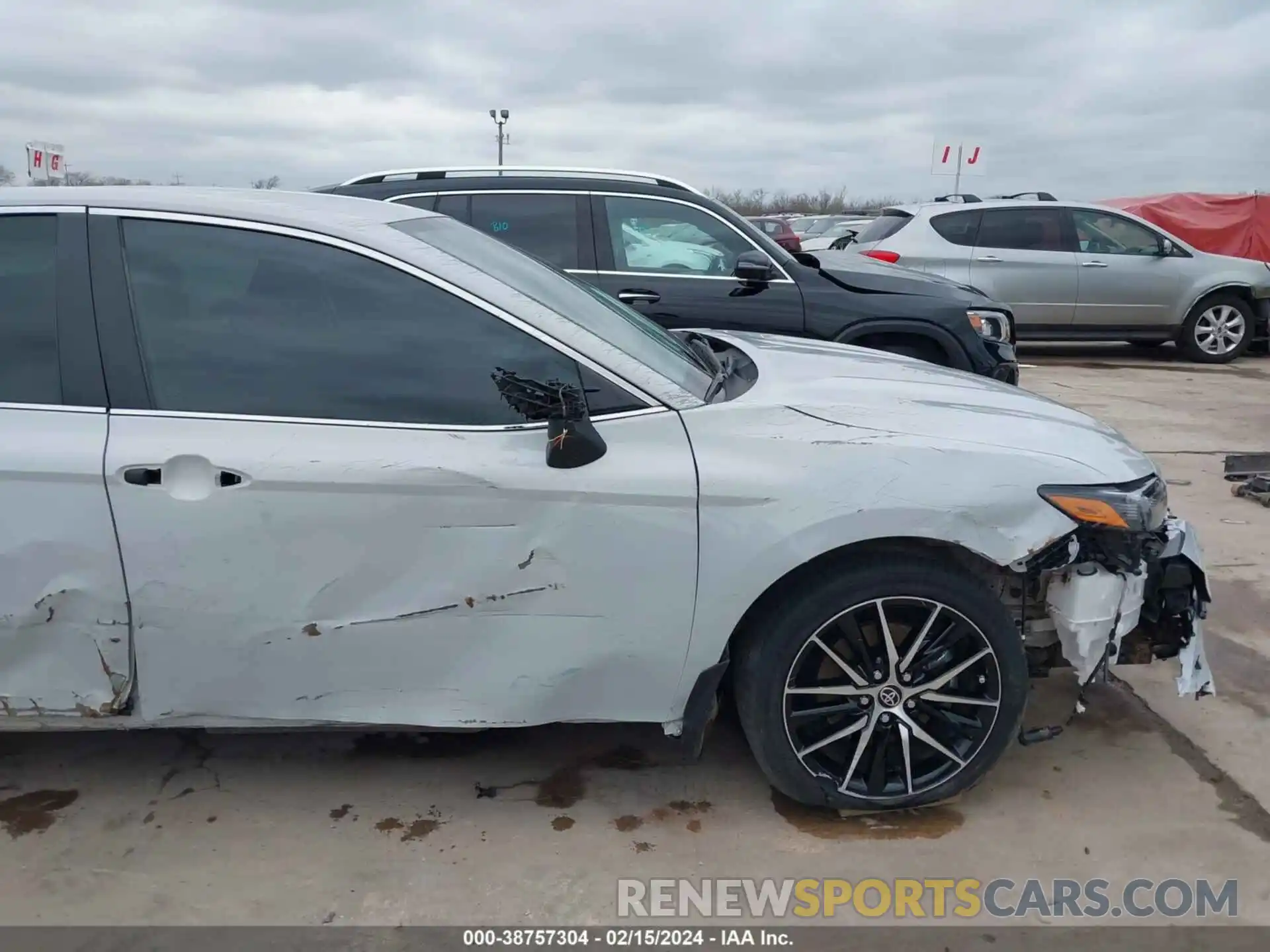 20 Photograph of a damaged car 4T1G11AK3PU124960 TOYOTA CAMRY 2023