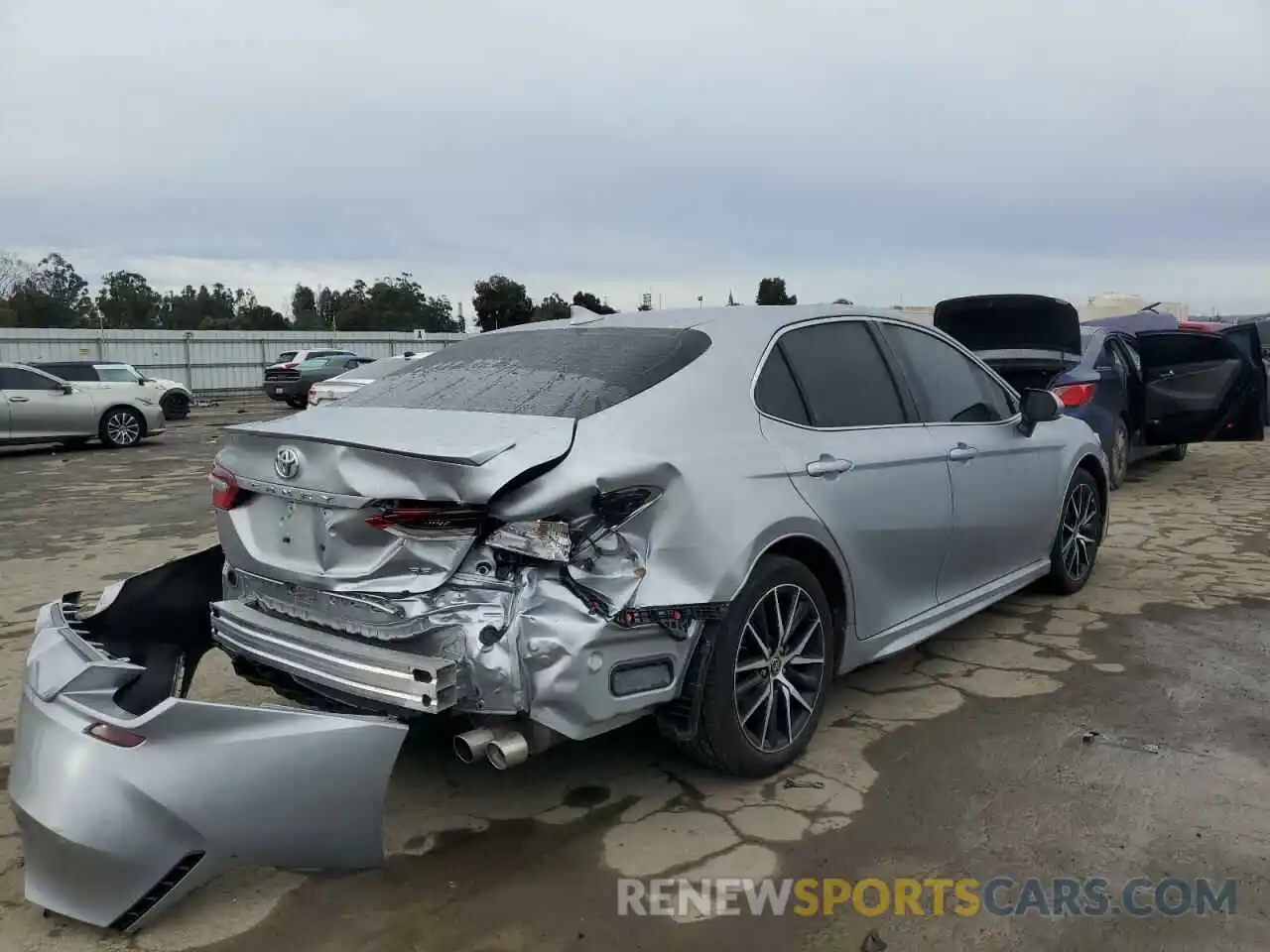 3 Photograph of a damaged car 4T1G11AK3PU814675 TOYOTA CAMRY 2023