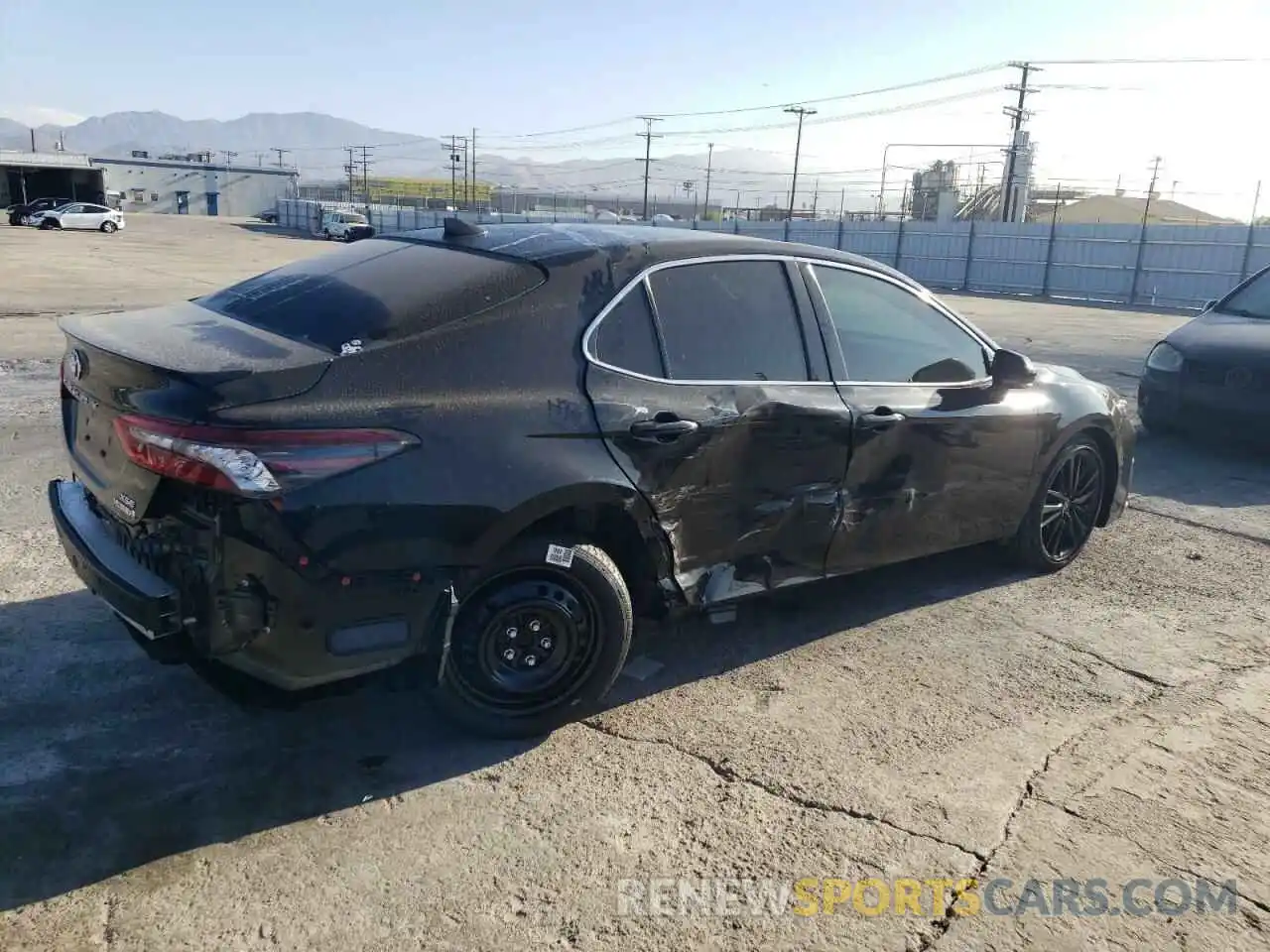 3 Photograph of a damaged car 4T1K31AK2PU055697 TOYOTA CAMRY 2023