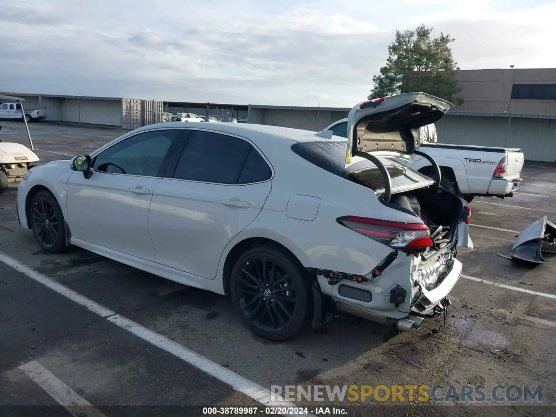 3 Photograph of a damaged car 4T1K31AK9PU054921 TOYOTA CAMRY 2023