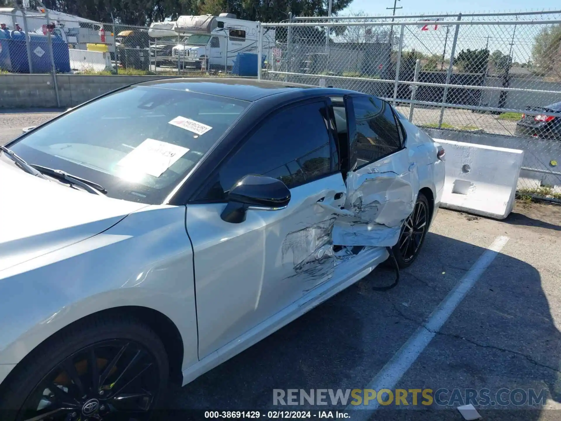 6 Photograph of a damaged car 4T1K31AKXPU048559 TOYOTA CAMRY 2023