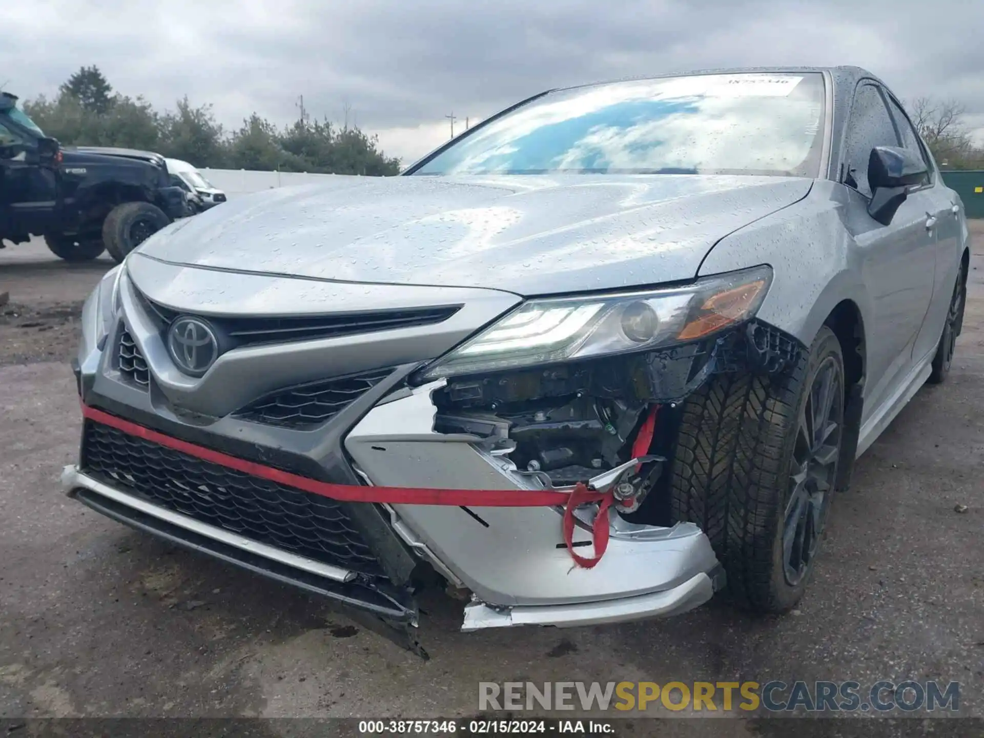 6 Photograph of a damaged car 4T1K61BKXPU101136 TOYOTA CAMRY 2023