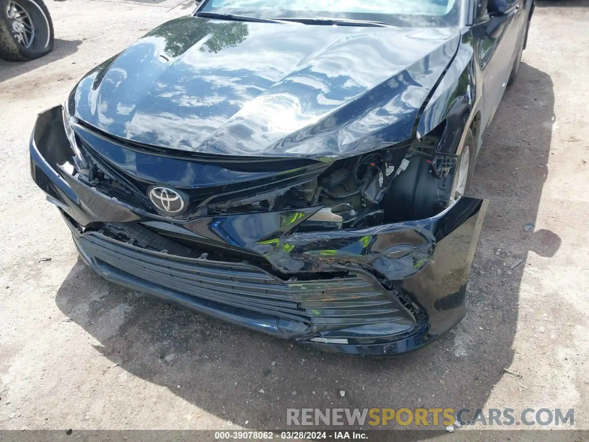6 Photograph of a damaged car 4T1R11AK6PU083992 TOYOTA CAMRY 2023