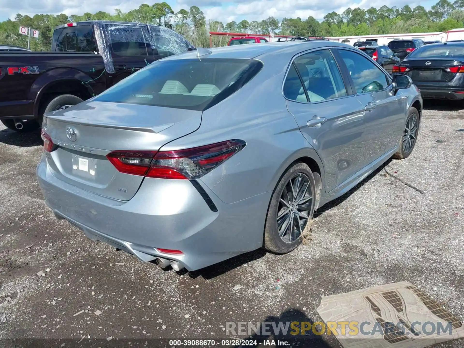 4 Photograph of a damaged car 4T1T11AK0PU835787 TOYOTA CAMRY 2023