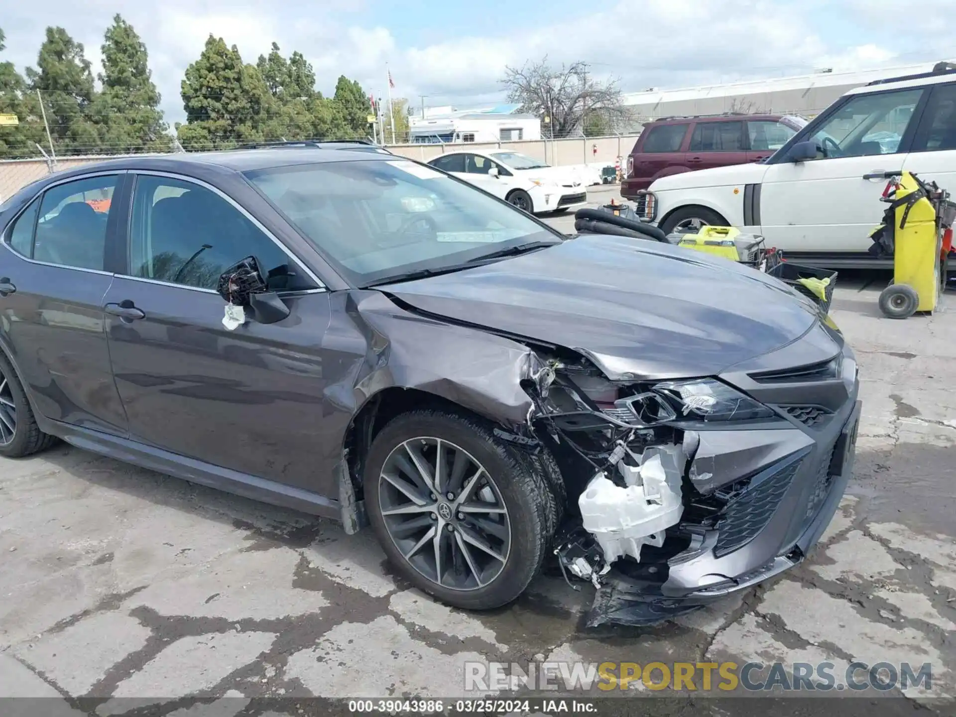 6 Photograph of a damaged car 4T1T11AK9PU772267 TOYOTA CAMRY 2023