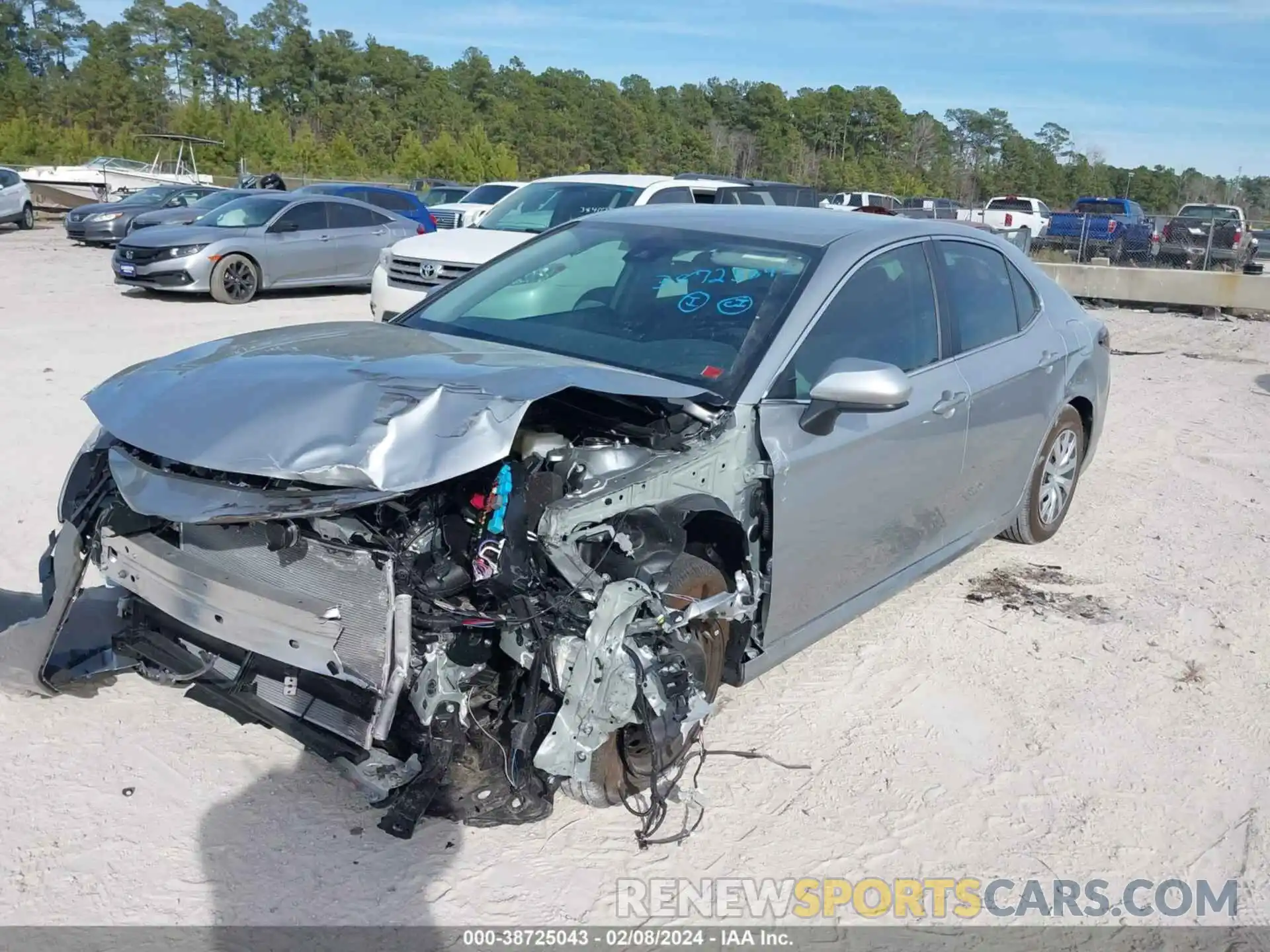 6 Photograph of a damaged car 4T1C31AK8RU064878 TOYOTA CAMRY 2024