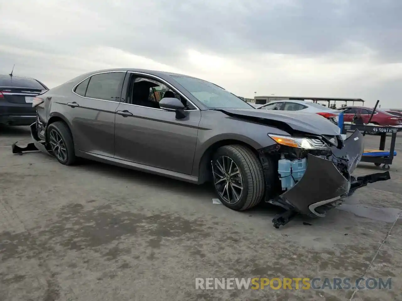 4 Photograph of a damaged car 4T1F11AKXRU879814 TOYOTA CAMRY 2024