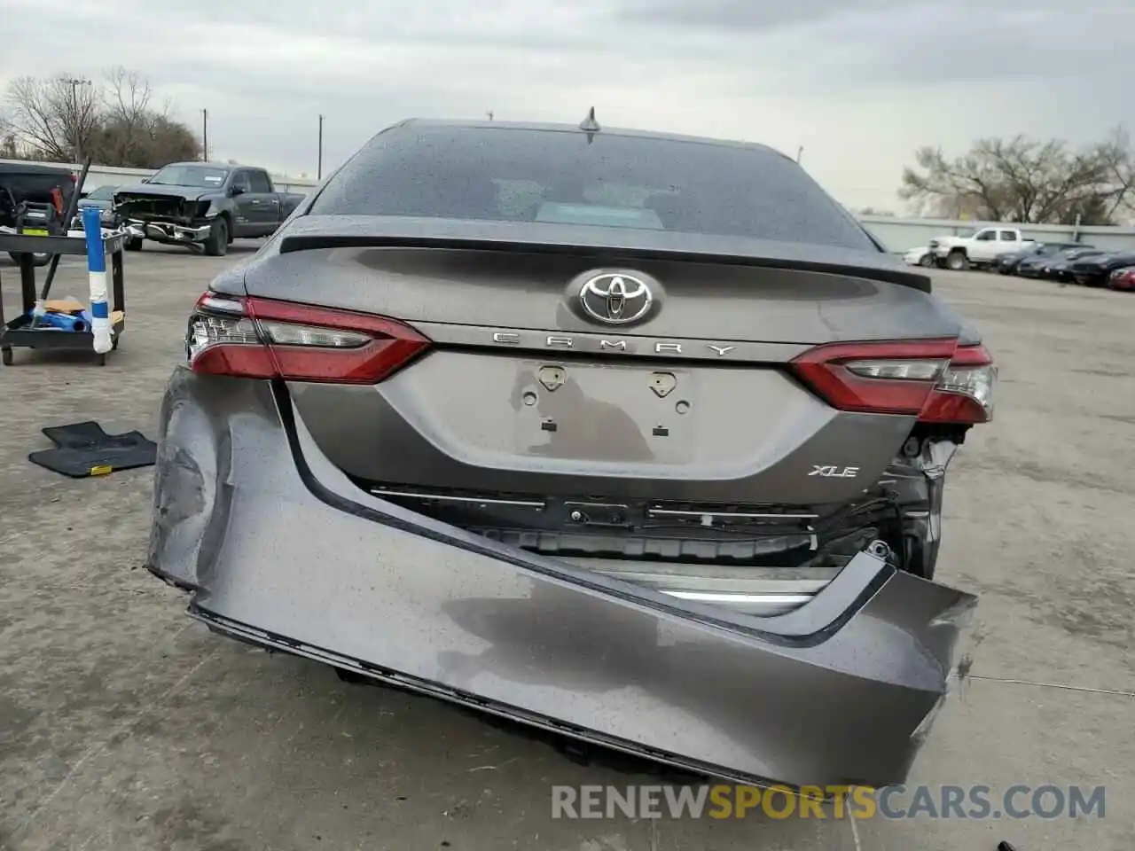 6 Photograph of a damaged car 4T1F11AKXRU879814 TOYOTA CAMRY 2024