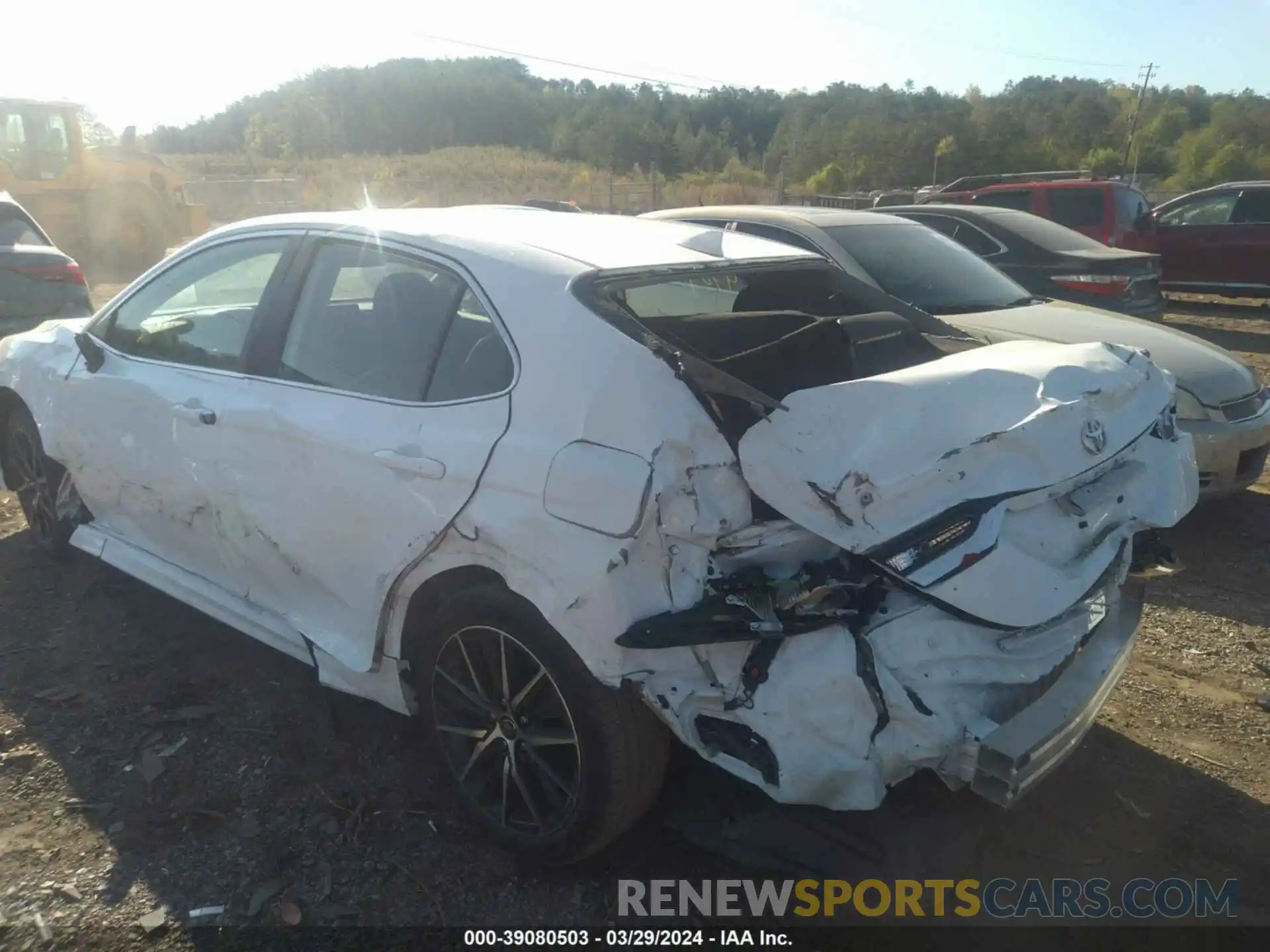 17 Photograph of a damaged car 4T1G11AK0RU884637 TOYOTA CAMRY 2024