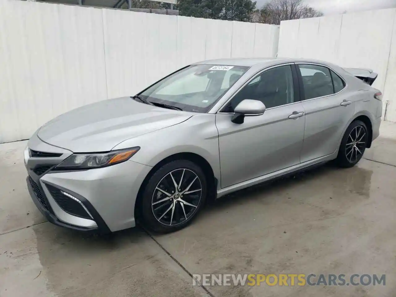 1 Photograph of a damaged car 4T1G11AK8RU205696 TOYOTA CAMRY 2024