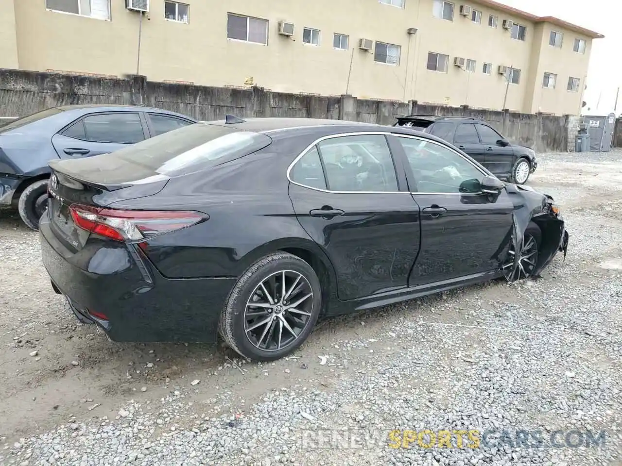 3 Photograph of a damaged car 4T1G11AKXRU887786 TOYOTA CAMRY 2024