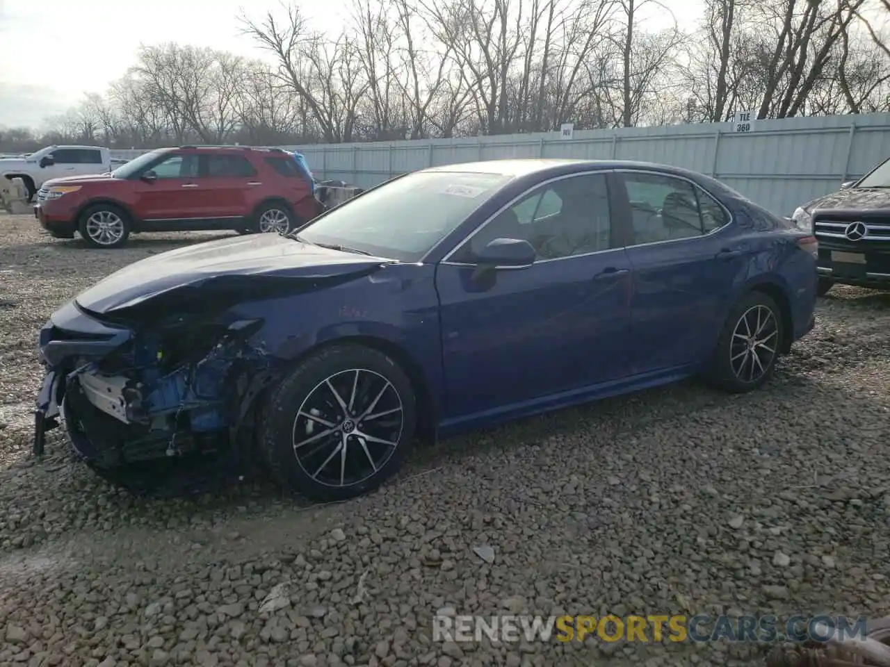 1 Photograph of a damaged car 4T1G11BK3RU118836 TOYOTA CAMRY 2024