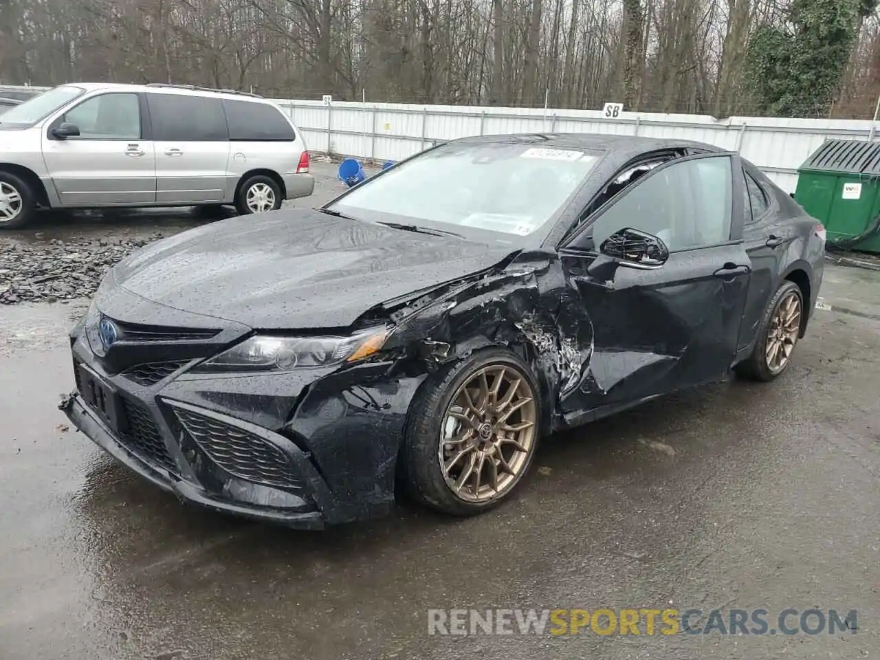 1 Photograph of a damaged car 4T1G31AK1RU060219 TOYOTA CAMRY 2024