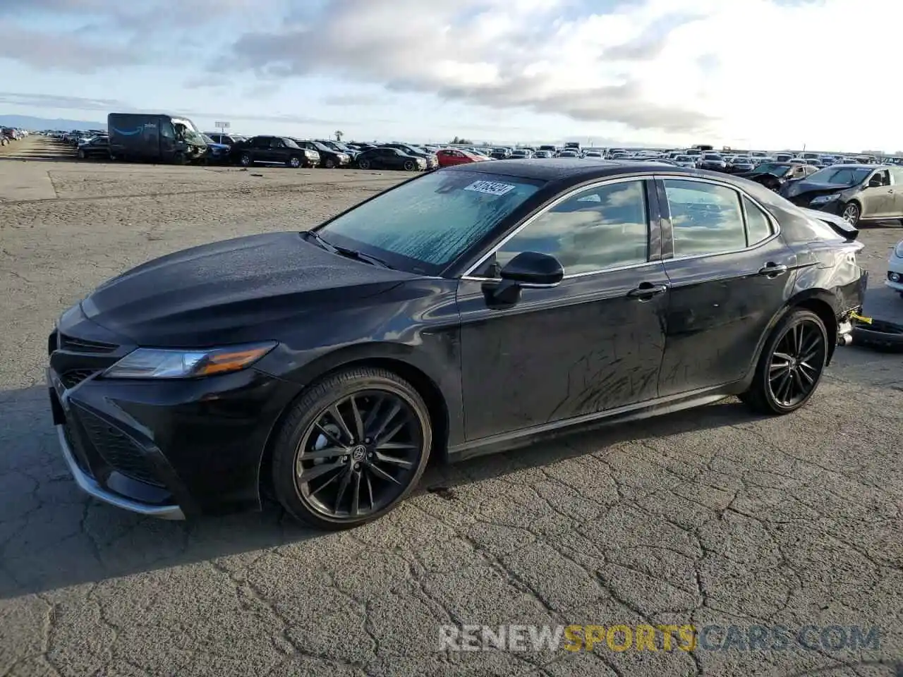 1 Photograph of a damaged car 4T1K31AK1RU073918 TOYOTA CAMRY 2024