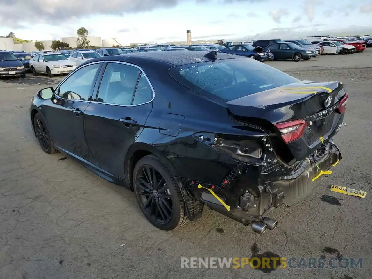 2 Photograph of a damaged car 4T1K31AK1RU073918 TOYOTA CAMRY 2024