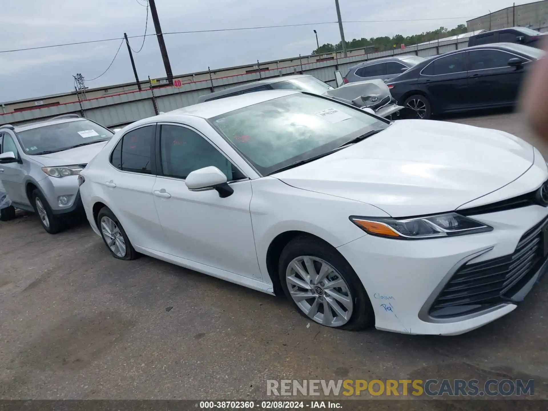 1 Photograph of a damaged car 4T1R11AK5RU218513 TOYOTA CAMRY 2024