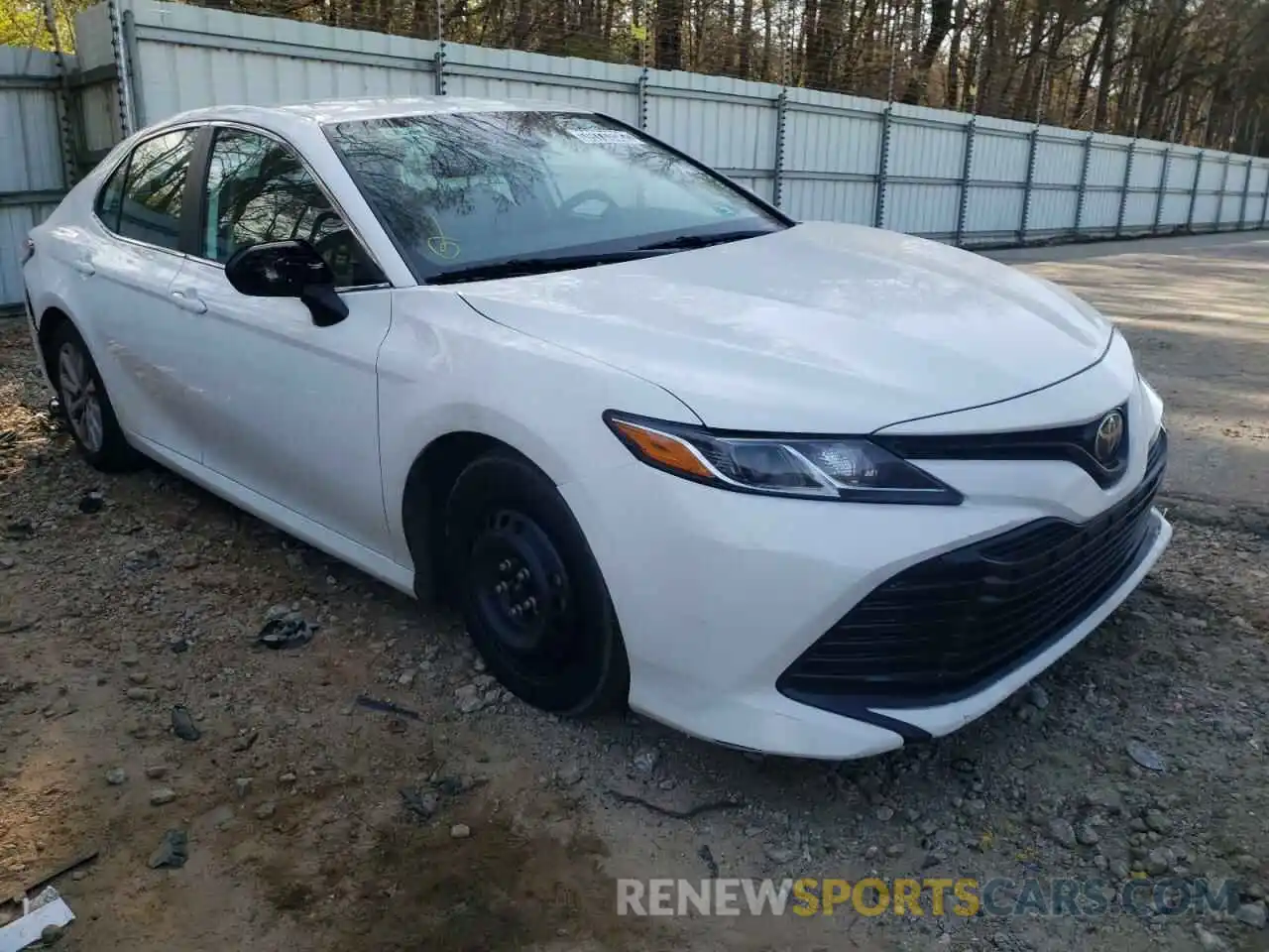 1 Photograph of a damaged car 4T1B11HK2KU753540 TOYOTA CAMRY 4C 2019