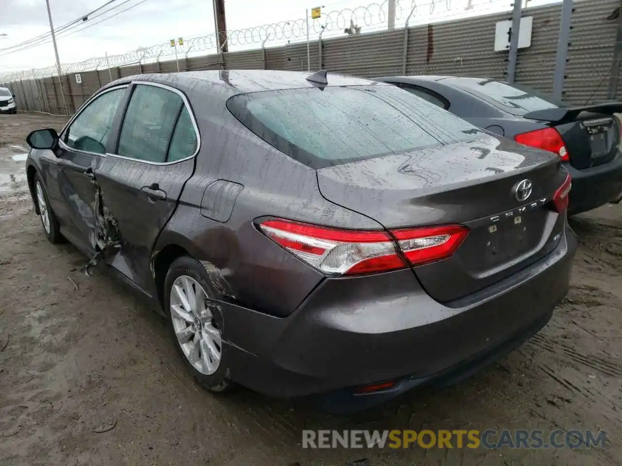 3 Photograph of a damaged car 4T1B11HKXKU732967 TOYOTA CAMRY 4C 2019