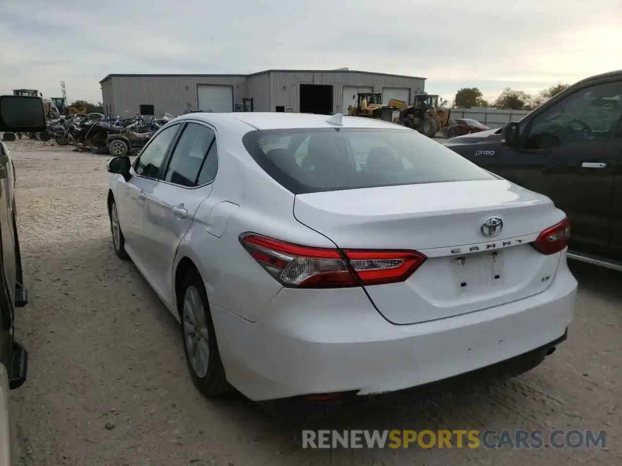 3 Photograph of a damaged car 4T1B11HKXKU754709 TOYOTA CAMRY 4C 2019