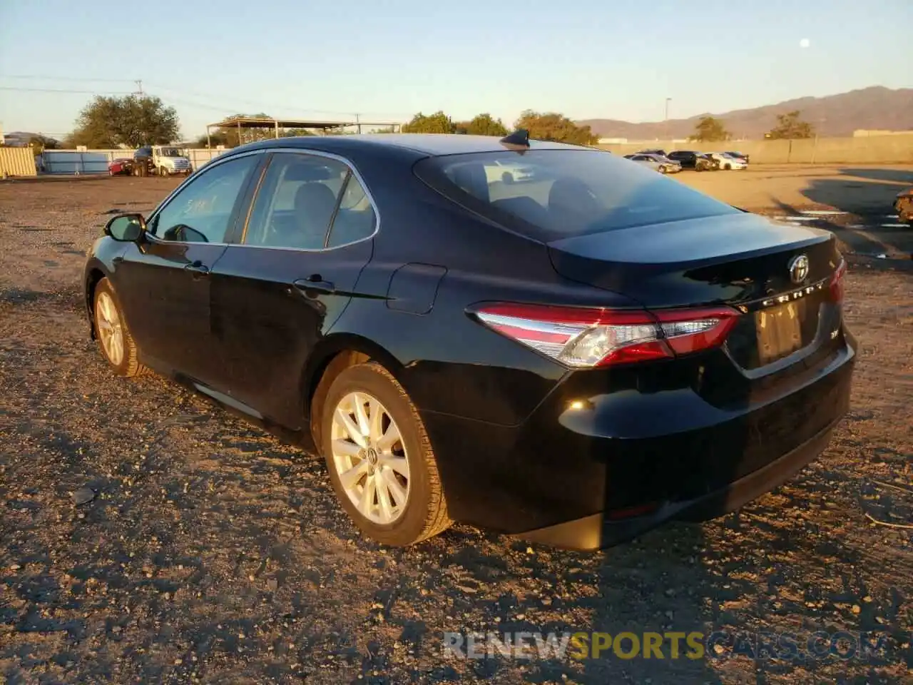 3 Photograph of a damaged car 4T1B11HKXKU765533 TOYOTA CAMRY 4C 2019