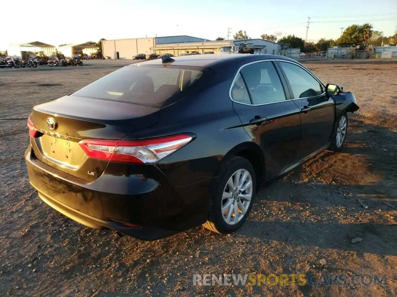 4 Photograph of a damaged car 4T1B11HKXKU765533 TOYOTA CAMRY 4C 2019