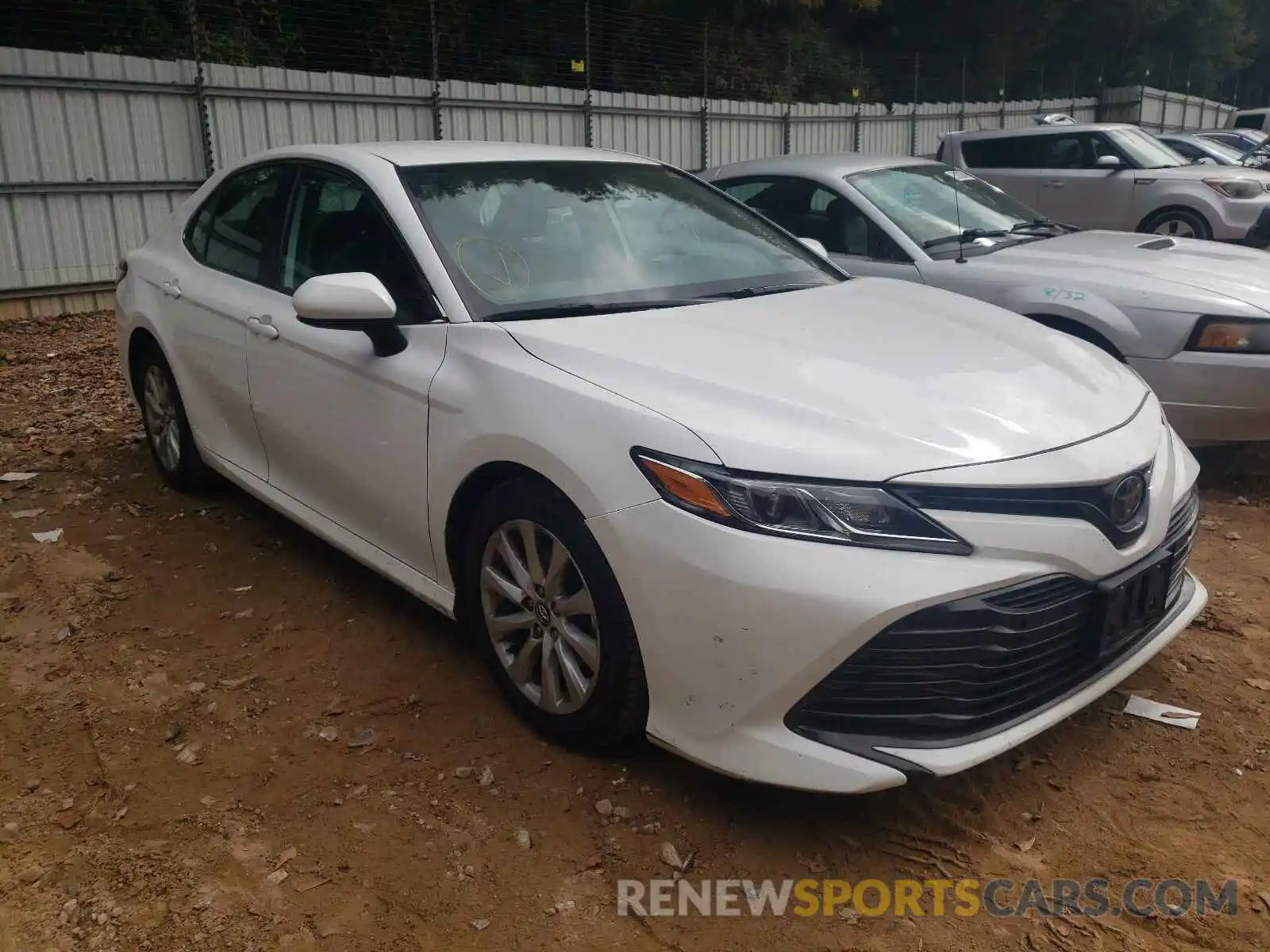 1 Photograph of a damaged car 4T1B11HKXKU773194 TOYOTA CAMRY 4C 2019