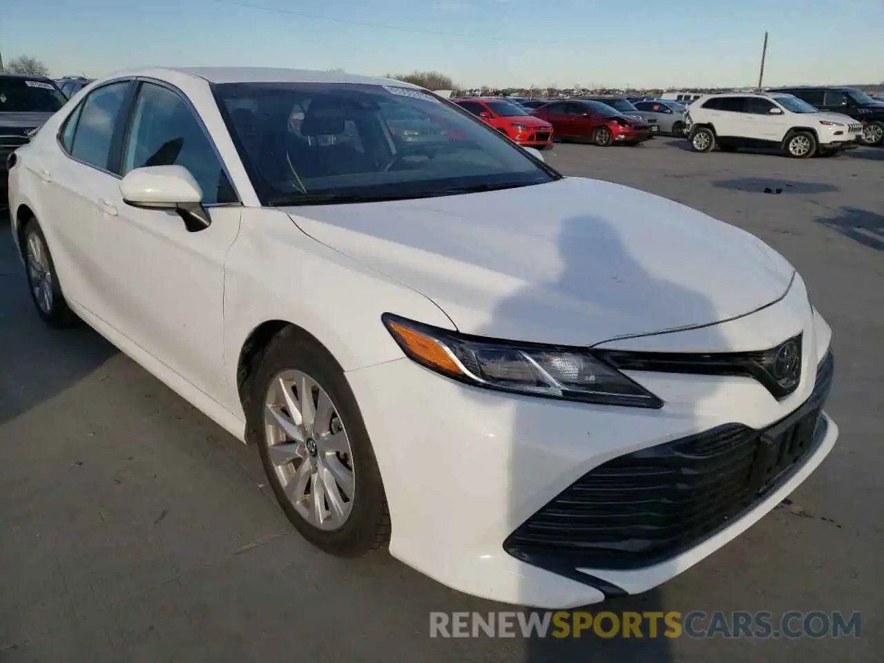 1 Photograph of a damaged car 4T1B11HKXKU774779 TOYOTA CAMRY 4C 2019