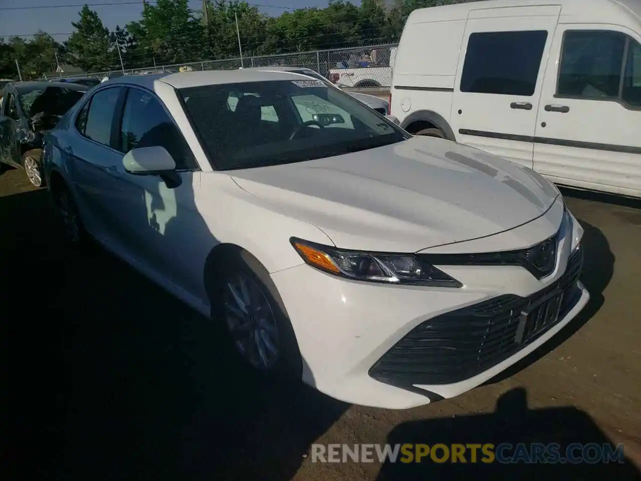 1 Photograph of a damaged car 4T1B11HKXKU776113 TOYOTA CAMRY 4C 2019