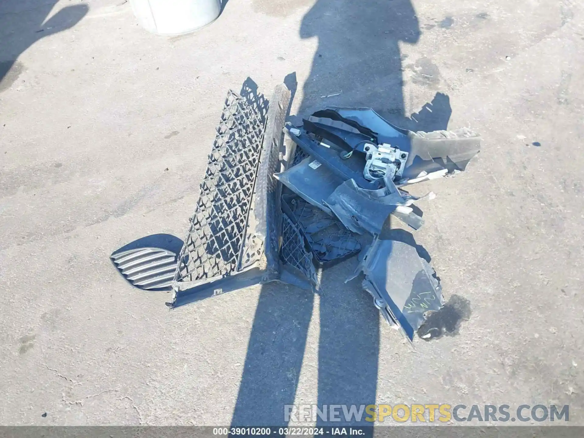 12 Photograph of a damaged car 4T1B21HK1KU515515 TOYOTA CAMRY HYBRID 2019