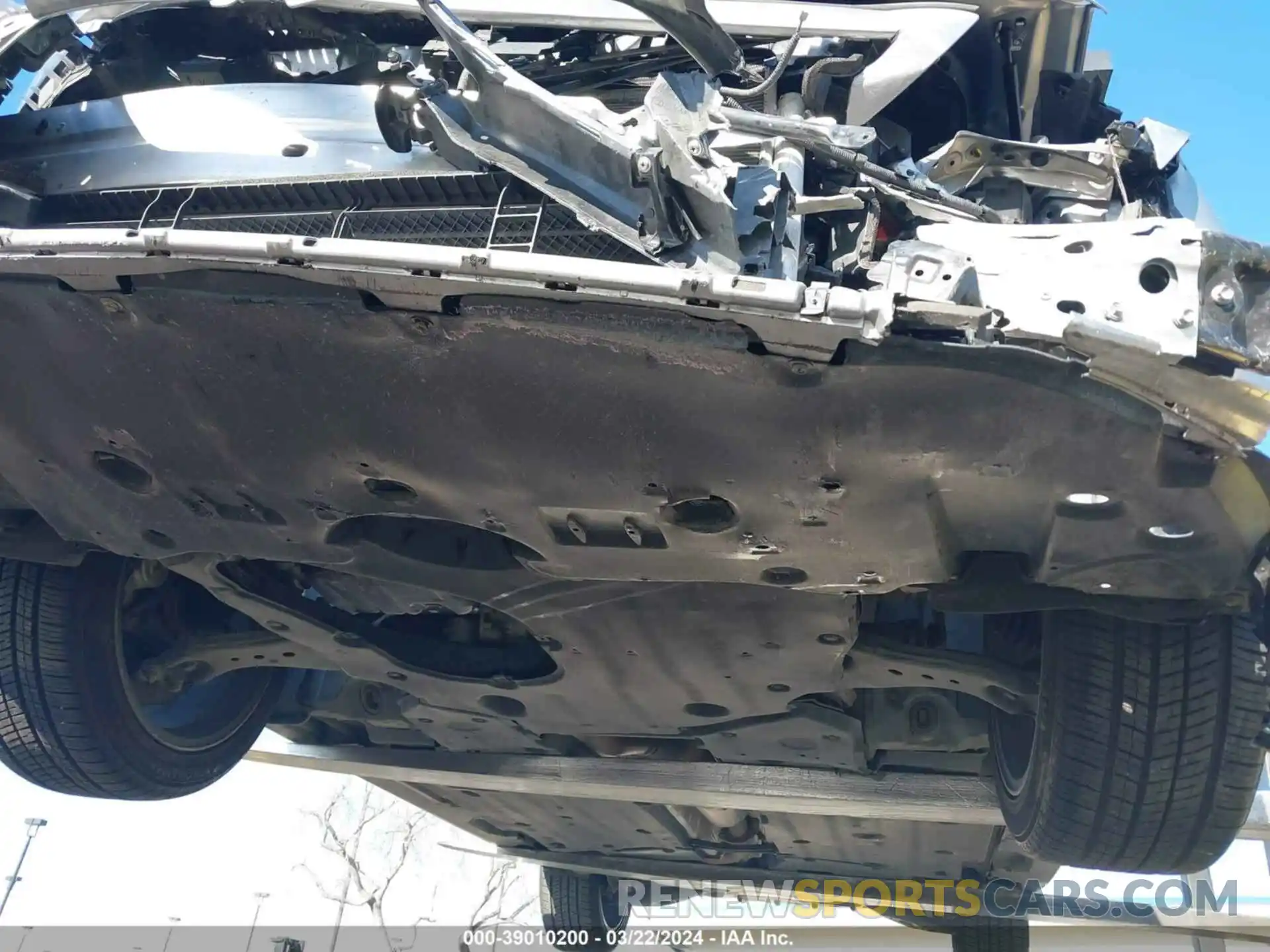 19 Photograph of a damaged car 4T1B21HK1KU515515 TOYOTA CAMRY HYBRID 2019