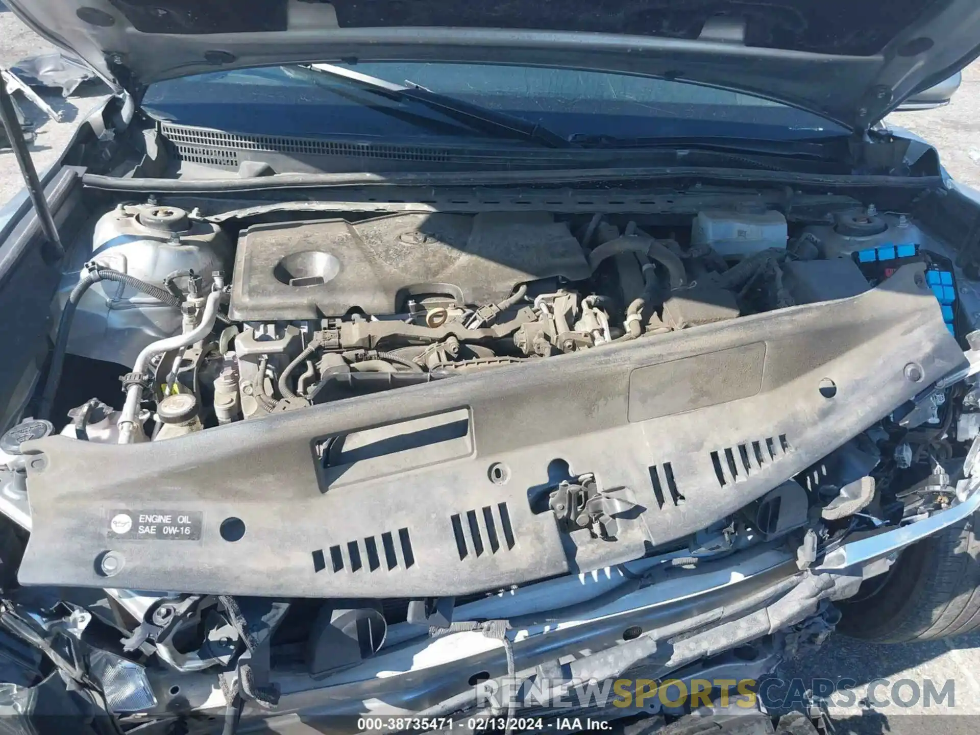 10 Photograph of a damaged car 4T1B21HK6KU515204 TOYOTA CAMRY HYBRID 2019