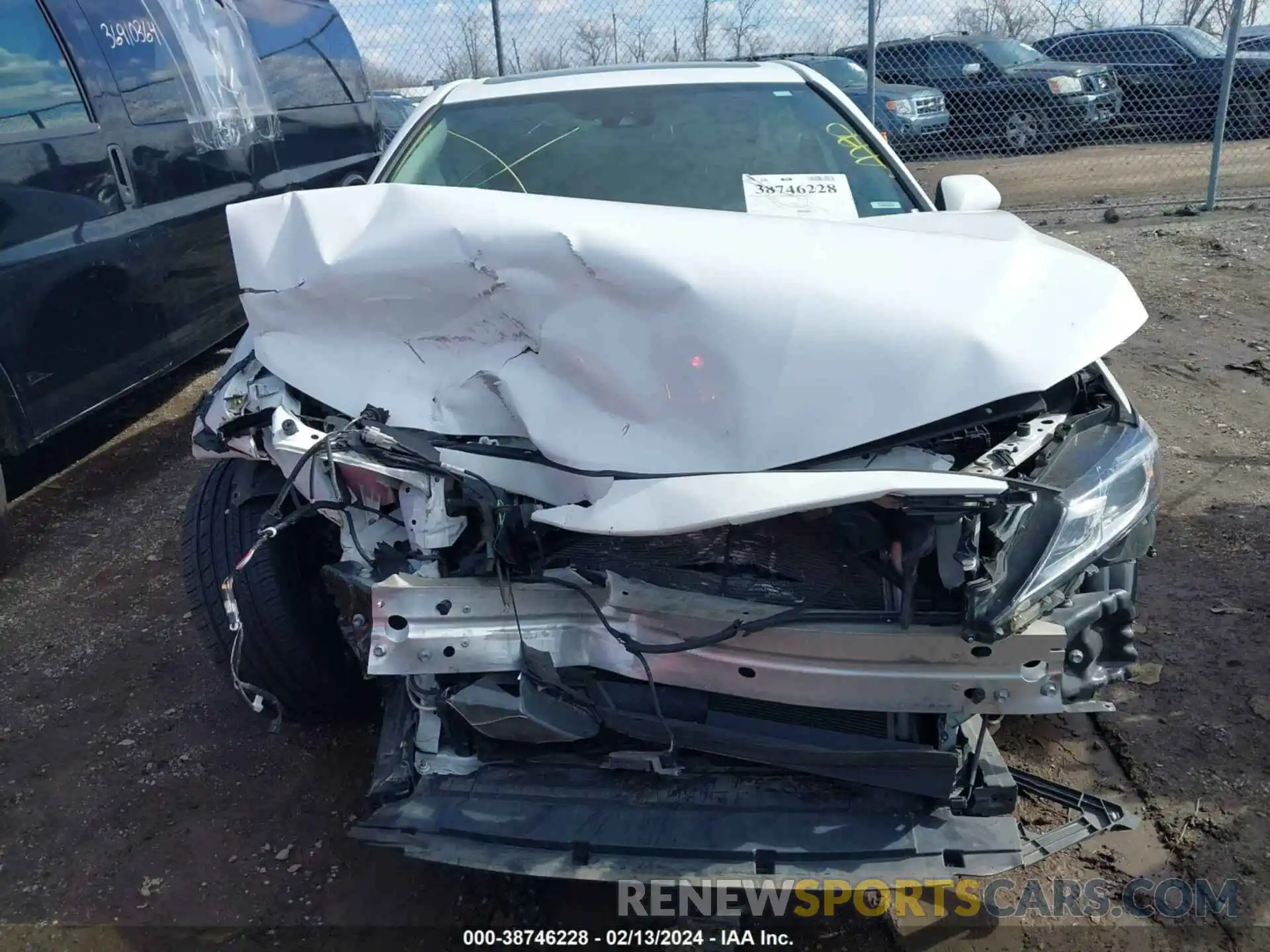 12 Photograph of a damaged car 4T1B21HK7KU013558 TOYOTA CAMRY HYBRID 2019