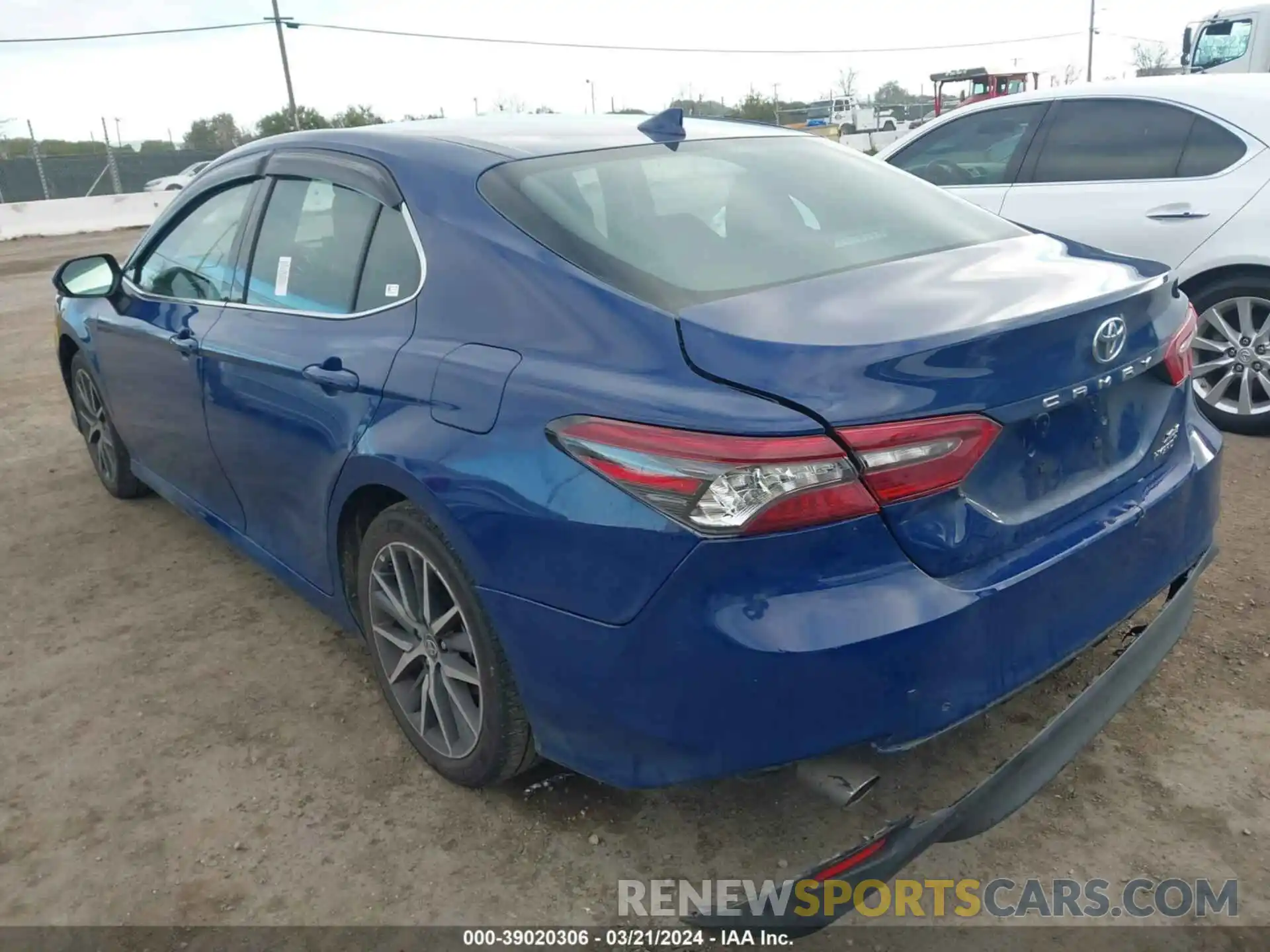 3 Photograph of a damaged car 4T1F31AK4RU064115 TOYOTA CAMRY HYBRID 2024