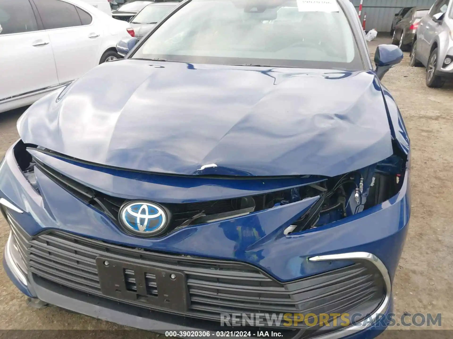 6 Photograph of a damaged car 4T1F31AK4RU064115 TOYOTA CAMRY HYBRID 2024