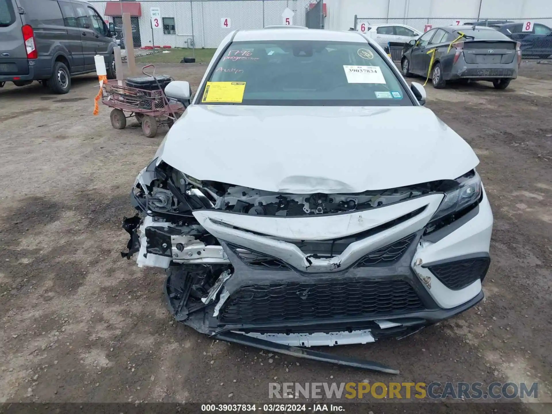 12 Photograph of a damaged car 4T1G31AK1RU074380 TOYOTA CAMRY HYBRID 2024