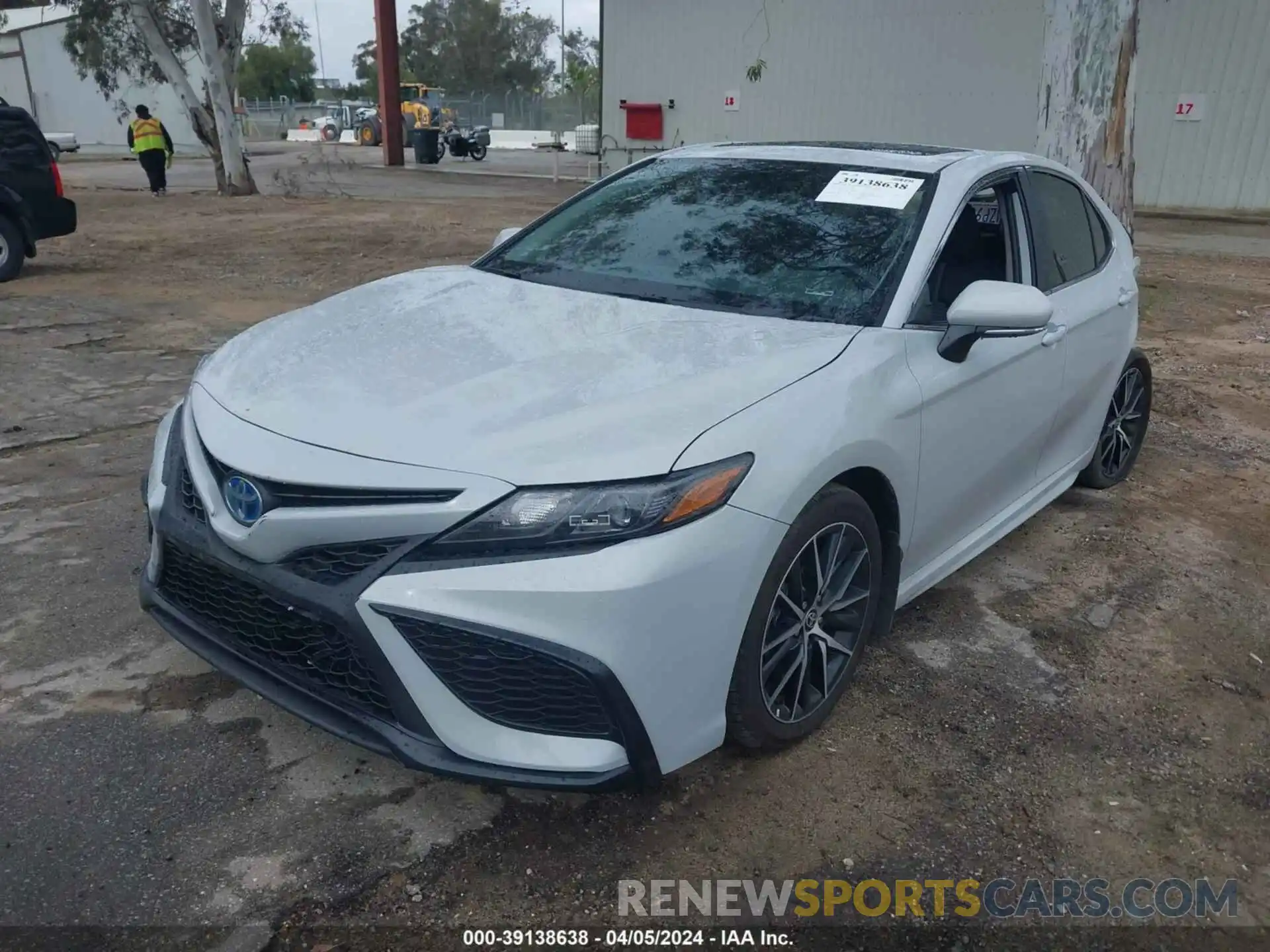 2 Photograph of a damaged car 4T1S31AK3RU064959 TOYOTA CAMRY HYBRID 2024