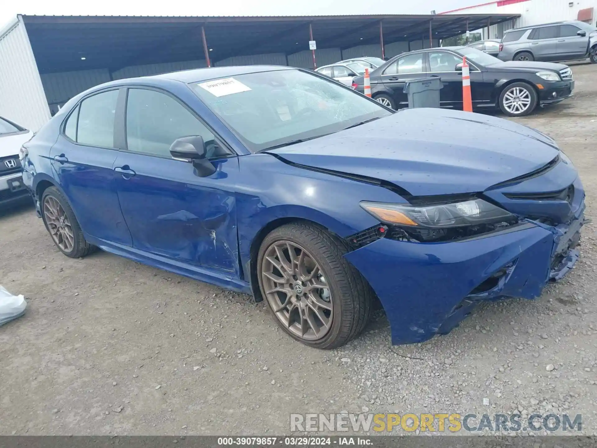 1 Photograph of a damaged car 4T1T31AK5RU075577 TOYOTA CAMRY HYBRID 2024