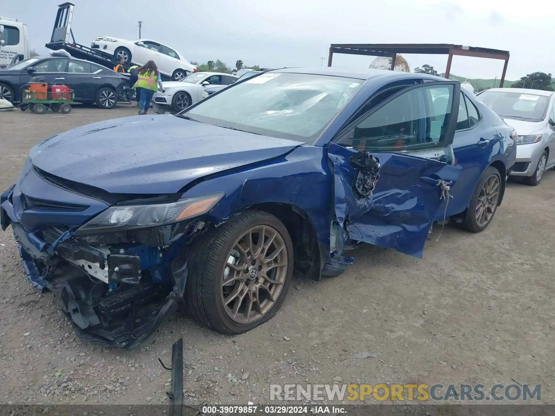 2 Photograph of a damaged car 4T1T31AK5RU075577 TOYOTA CAMRY HYBRID 2024