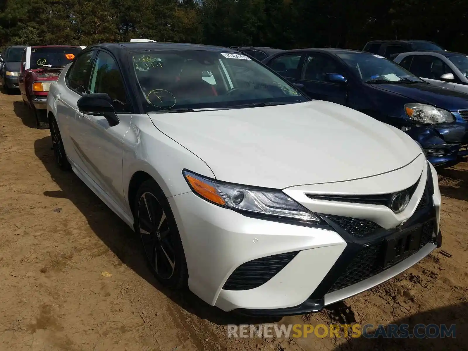 1 Photograph of a damaged car 4T1KZ1AKXLU039305 TOYOTA CAMRY TRD 2020