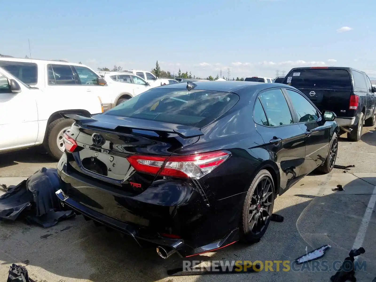 4 Photograph of a damaged car 4T1NZ1AK2LU038422 TOYOTA CAMRY TRD 2020