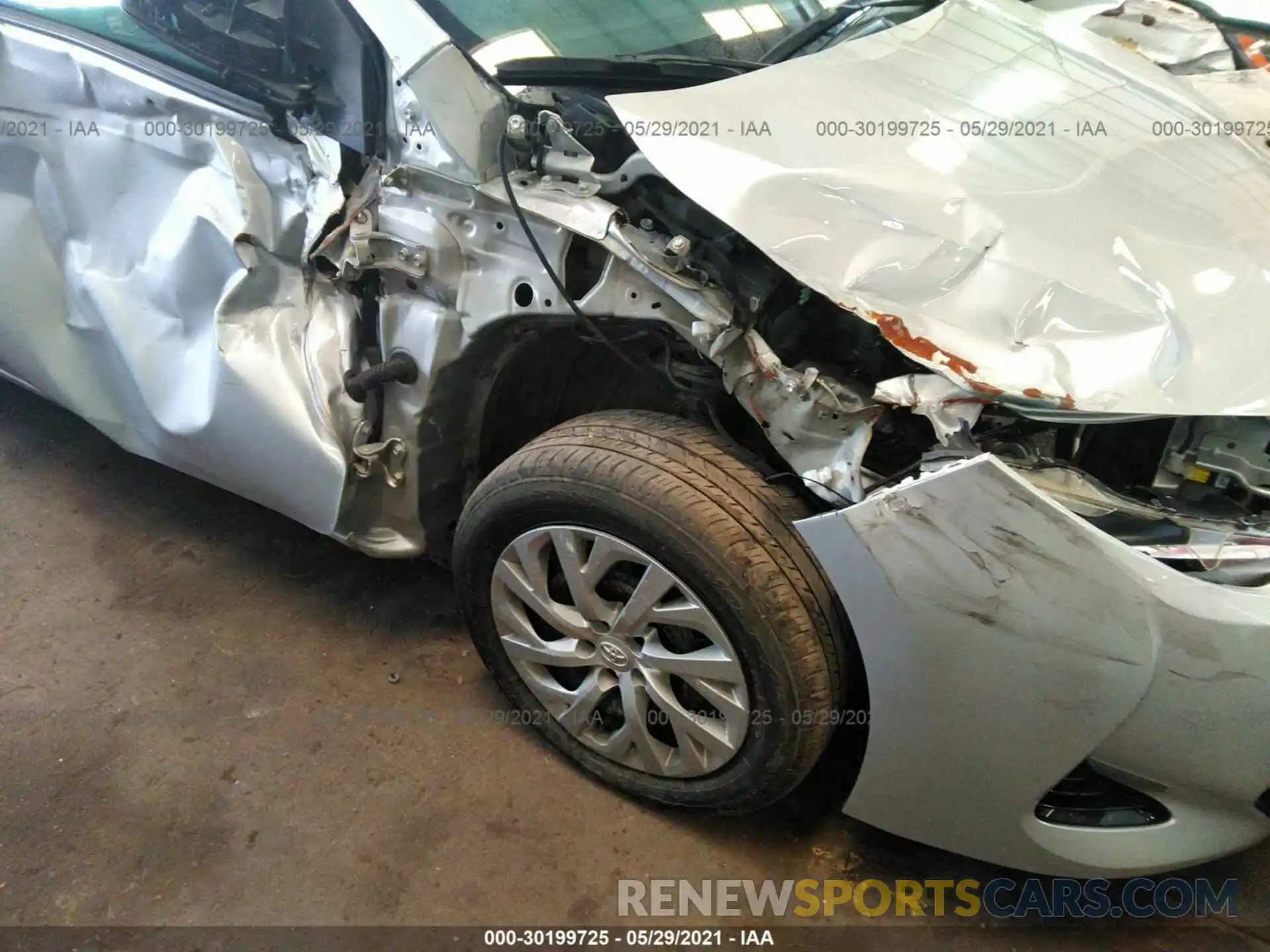 6 Photograph of a damaged car 00000000000130817 TOYOTA COROLLA 2019