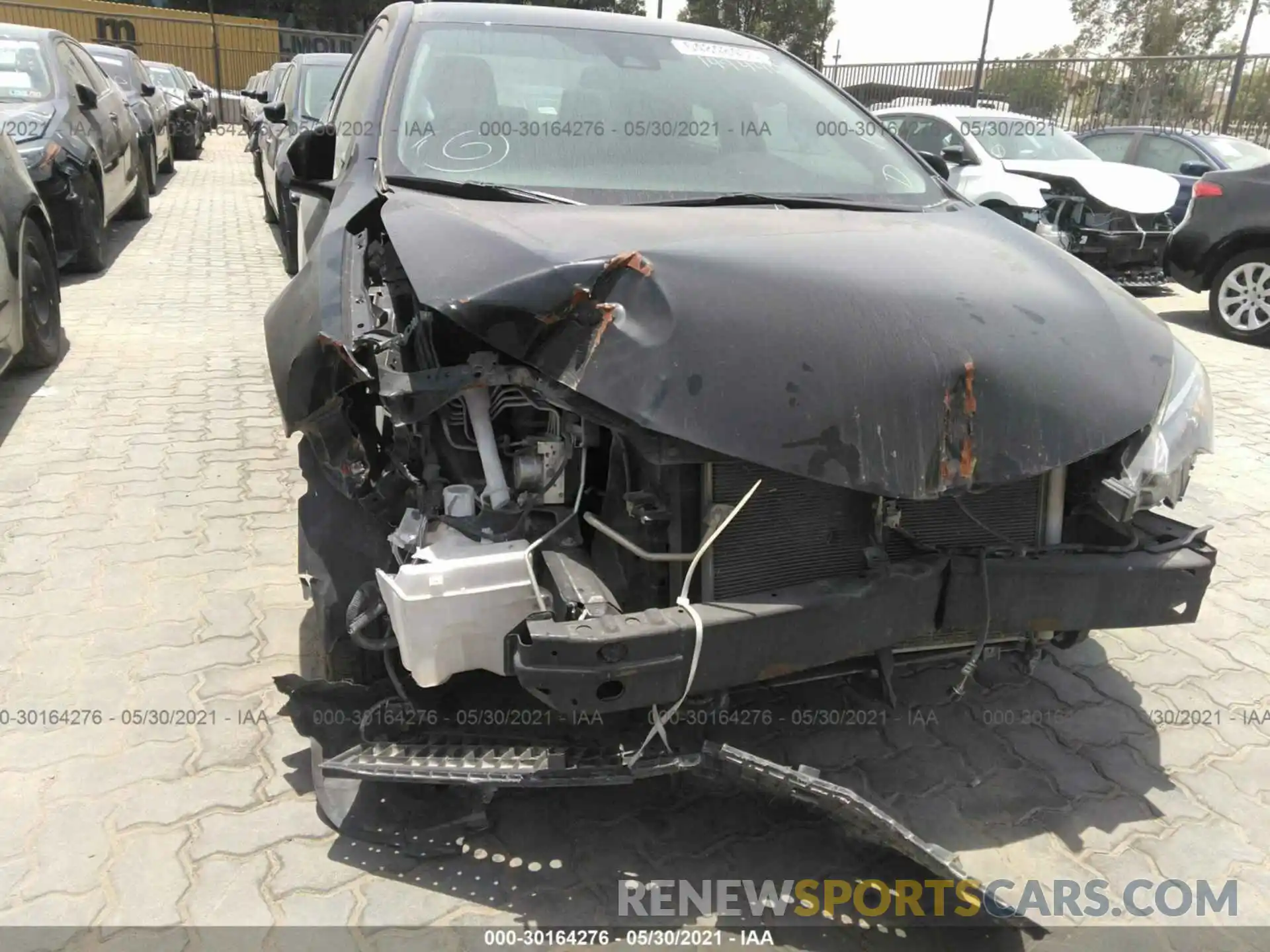 6 Photograph of a damaged car 00000000000149440 TOYOTA COROLLA 2019