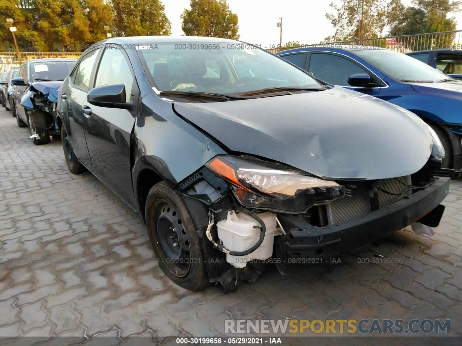 1 Photograph of a damaged car 00000000000158811 TOYOTA COROLLA 2019