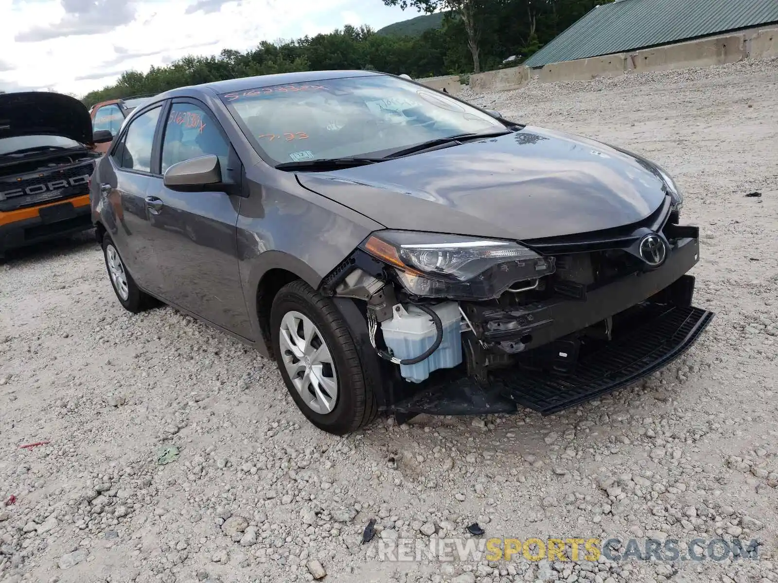 1 Photograph of a damaged car 2T1BPRHE0KC163734 TOYOTA COROLLA 2019